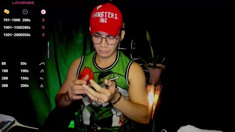 Snapshot of 000batman000 chatting on 02/05/26, 03:22 Bruce online show from 02/05/26, 03:22