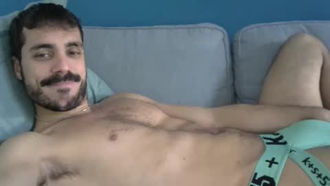 Snapshot of 000folla000 chatting on 01/01/25, 12:55 000folla000 online show from 01/01/25, 12:55