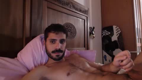 Snapshot of 000folla000 chatting on 01/18/26, 11:52 000folla000 online show from 01/18/26, 11:52