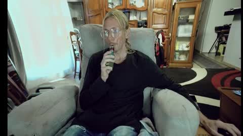 jeff online show from 09/17/25, 08:05