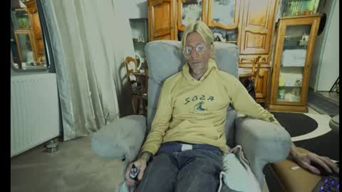 jeff online show from 12/23/25, 05:38