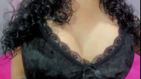 Valeria online show from 02/08/25, 01:01