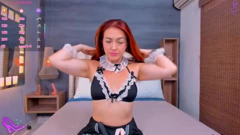 Snapshot of 01victoria chatting on 09/24/25, 12:08 01victoria online show from 09/24/25, 12:08