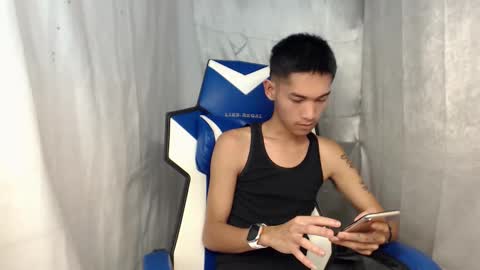 Snapshot of 0cir_asiansatisfy chatting on 04/08/26, 08:09 RICK online show from 04/08/26, 08:09