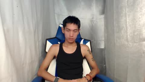 Snapshot of 0cir_asiansatisfy chatting on 05/05/26, 09:23 RICK online show from 05/05/26, 09:23