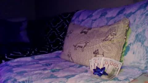 Snapshot of 0h_henry chatting on 12/23/25, 04:54 0h_henry online show from 12/23/25, 04:54