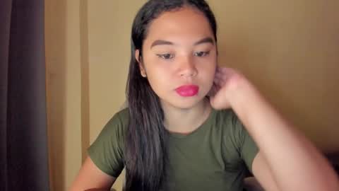 Snapshot of 0wwlo0k chatting on 10/12/25, 04:22 0wwlo0k online show from 10/12/25, 04:22