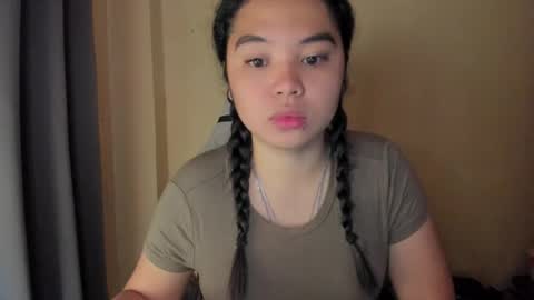 Snapshot of 0wwlo0k chatting on 03/22/26, 04:49 0wwlo0k online show from 03/22/26, 04:49