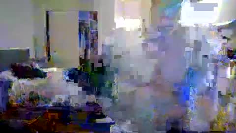 Snapshot of 1029mn chatting on 10/04/25, 04:43 Takin Profits online show from 10/04/25, 04:43