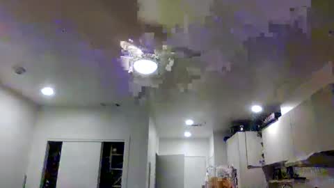 Snapshot of 1029mn chatting on 10/24/25, 03:03 Takin Profits online show from 10/24/25, 03:03