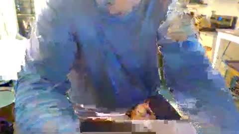 Snapshot of 1029mn chatting on 10/31/25, 04:35 Takin Profits online show from 10/31/25, 04:35