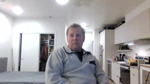 Snapshot of 1029mn chatting on 11/05/25, 05:07 Takin Profits online show from 11/05/25, 05:07