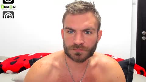 Snapshot of 10in_deluxe chatting on 12/07/24, 08:00 10in_deluxe online show from 12/07/24, 08:00