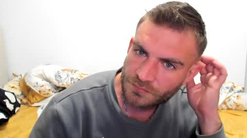 Snapshot of 10in_deluxe chatting on 01/14/25, 04:08 10in_deluxe online show from 01/14/25, 04:08