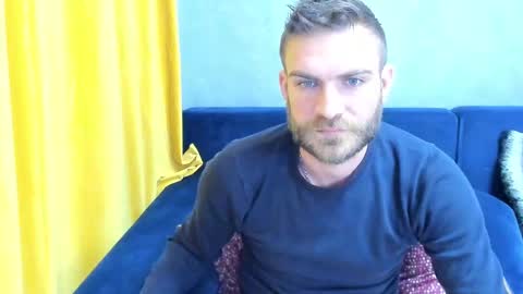 Snapshot of 10in_deluxe chatting on 02/20/25, 04:14 10in_deluxe online show from 02/20/25, 04:14