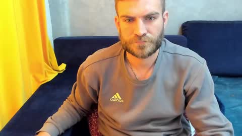 Snapshot of 10in_deluxe chatting on 02/25/25, 09:20 10in_deluxe online show from 02/25/25, 09:20