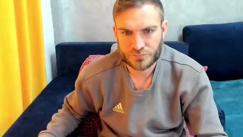 Snapshot of 10in_deluxe chatting on 02/27/25, 07:01 10in_deluxe online show from 02/27/25, 07:01