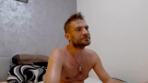 Snapshot of 10in_deluxe chatting on 09/13/25, 07:52 10in_deluxe online show from 09/13/25, 07:52