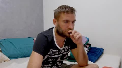 Snapshot of 10in_deluxe chatting on 09/29/25, 05:34 10in_deluxe online show from 09/29/25, 05:34