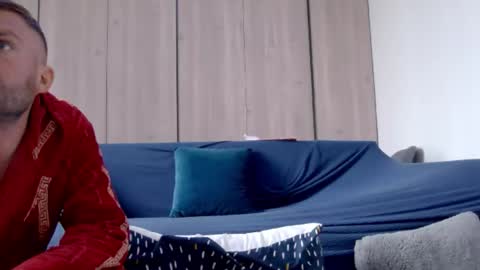 Snapshot of 10in_deluxe chatting on 10/18/25, 06:48 10in_deluxe online show from 10/18/25, 06:48