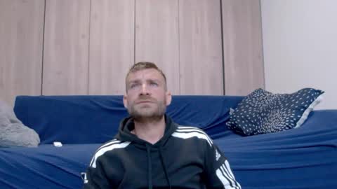 Snapshot of 10in_deluxe chatting on 10/18/25, 06:52 10in_deluxe online show from 10/18/25, 06:52