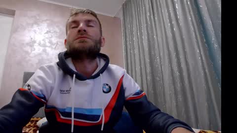 Snapshot of 10in_deluxe chatting on 11/06/25, 07:42 10in_deluxe online show from 11/06/25, 07:42