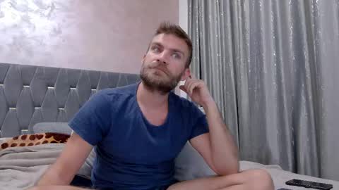 Snapshot of 10in_deluxe chatting on 11/30/25, 07:56 10in_deluxe online show from 11/30/25, 07:56