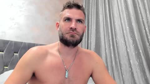 Snapshot of 10in_deluxe chatting on 12/04/25, 06:12 10in_deluxe online show from 12/04/25, 06:12