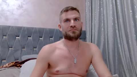 Snapshot of 10in_deluxe chatting on 12/04/25, 06:16 10in_deluxe online show from 12/04/25, 06:16