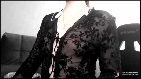 111__________________ online show from 10/26/25, 11:16