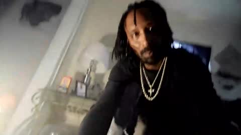 Snapshot of 11hundsum chatting on 03/23/26, 07:07 Darkmeat100 online show from 03/23/26, 07:07