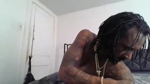 Snapshot of 11hundsum chatting on 03/24/26, 05:07 Darkmeat100 online show from 03/24/26, 05:07