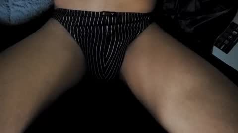 Snapshot of 12captnhook18 chatting on 11/06/25, 01:50 12captnhook18 online show from 11/06/25, 01:50