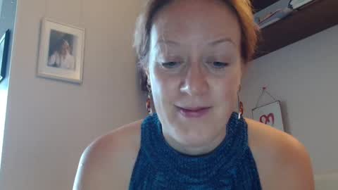 Snapshot of 12ennie chatting on 09/23/25, 06:16 12ennie online show from 09/23/25, 06:16
