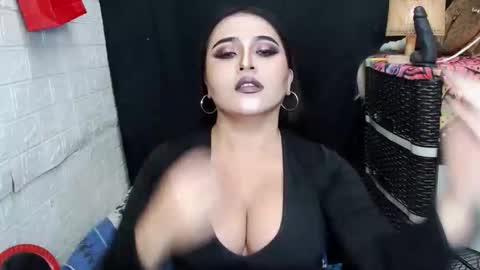 sexy kia online show from 12/15/25, 10:14