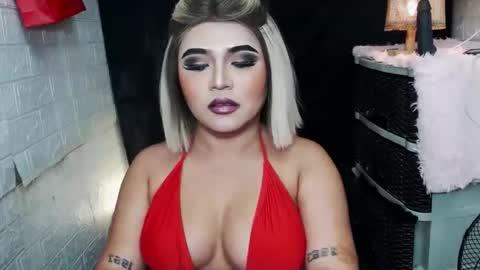 sexy kia online show from 04/18/26, 12:14