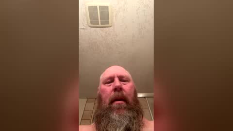 Snapshot of 12sil chatting on 01/14/26, 02:01 12sil online show from 01/14/26, 02:01