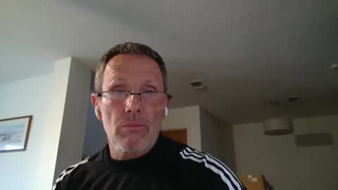 Snapshot of 13glanmorfa chatting on 02/11/25, 08:31 13glanmorfa online show from 02/11/25, 08:31