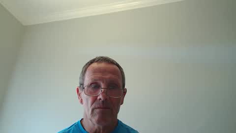 Snapshot of 13glanmorfa chatting on 09/10/25, 02:06 13glanmorfa online show from 09/10/25, 02:06