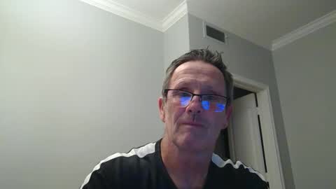 Snapshot of 13glanmorfa chatting on 01/13/26, 03:34 13glanmorfa online show from 01/13/26, 03:34