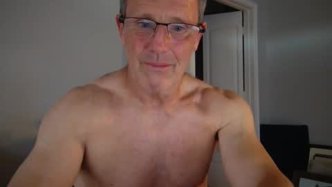 Snapshot of 13glanmorfa chatting on 02/10/26, 10:36 13glanmorfa online show from 02/10/26, 10:36