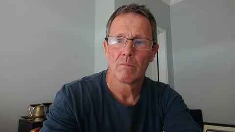 Snapshot of 13glanmorfa chatting on 02/15/26, 04:03 13glanmorfa online show from 02/15/26, 04:03