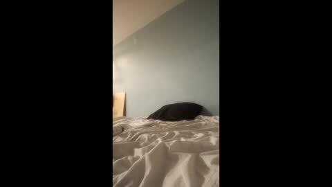 Snapshot of 143poolou chatting on 03/25/26, 06:41 143poolou online show from 03/25/26, 06:41