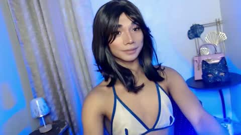 Snapshot of 18_nicole chatting on 12/05/25, 08:34 barbie online show from 12/05/25, 08:34