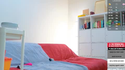 Tong  Ralph online show from 02/13/25, 04:32