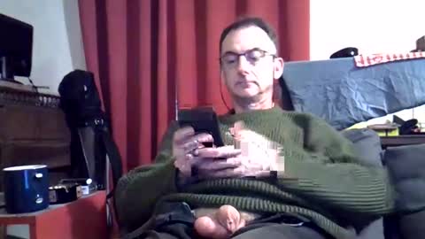 Snapshot of 18remy45 chatting on 12/01/25, 07:30 18remy45 online show from 12/01/25, 07:30