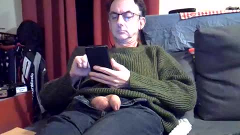 Snapshot of 18remy45 chatting on 02/02/26, 06:28 18remy45 online show from 02/02/26, 06:28