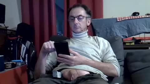 Snapshot of 18remy45 chatting on 02/25/26, 10:19 18remy45 online show from 02/25/26, 10:19