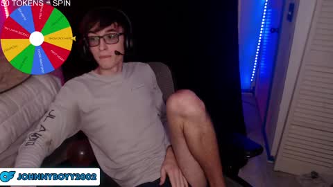 Snapshot of 18yrboyhot chatting on 10/04/25, 01:03 19yrboyhot online show from 10/04/25, 01:03