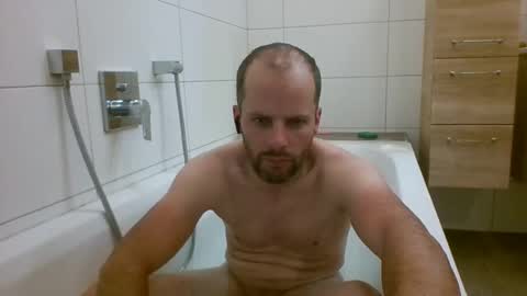 berni online show from 10/25/25, 06:46